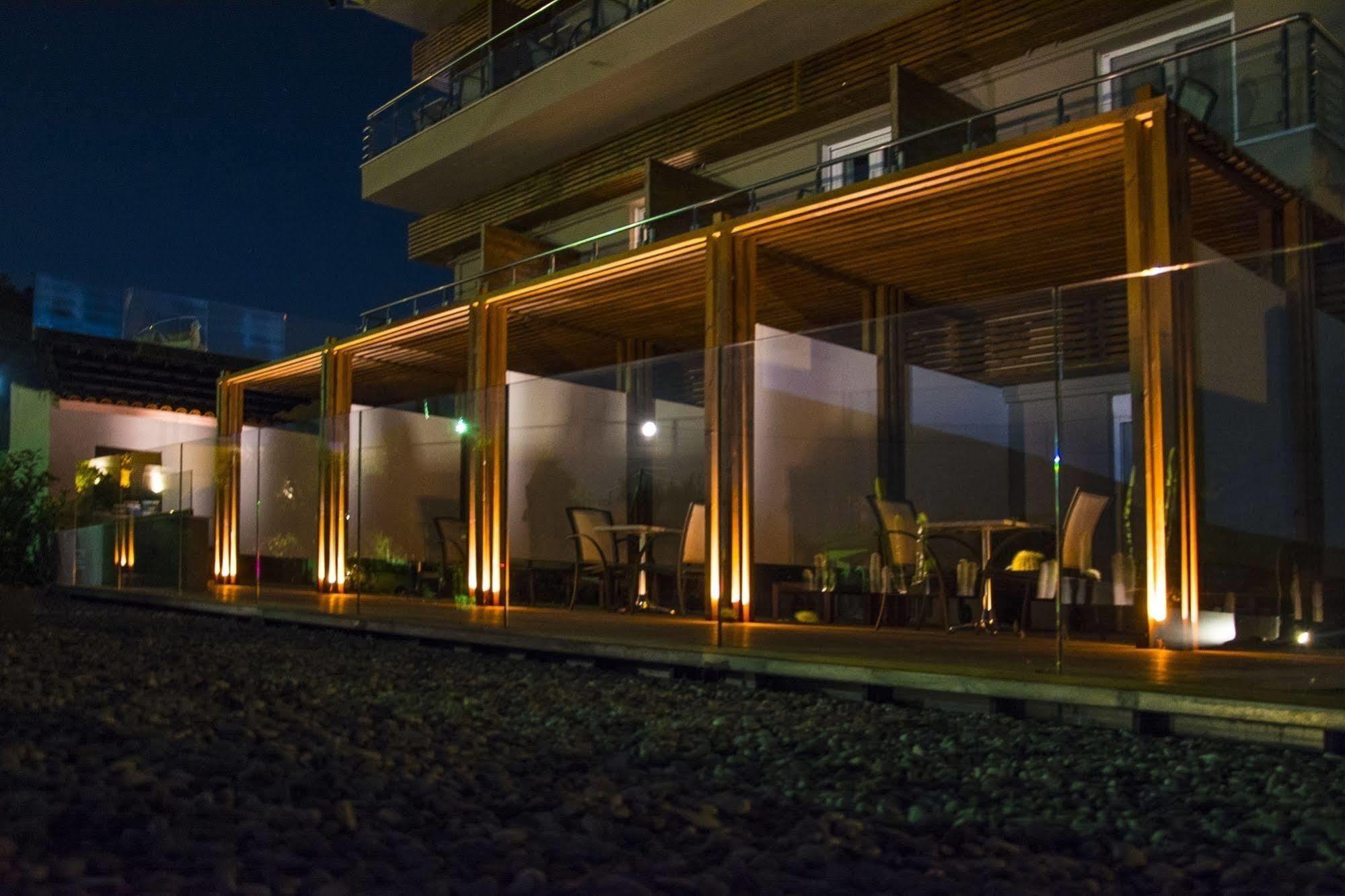 מסונגי Ionian Eye Design Studios & Spa מראה חיצוני תמונה